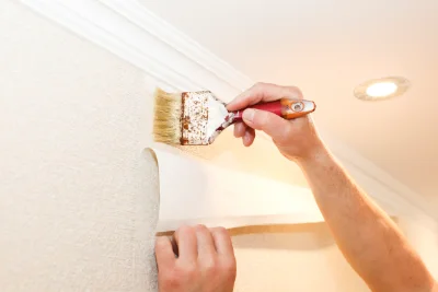 Pose de papier peint aux Crozets — revêtements muraux et toiles de verre